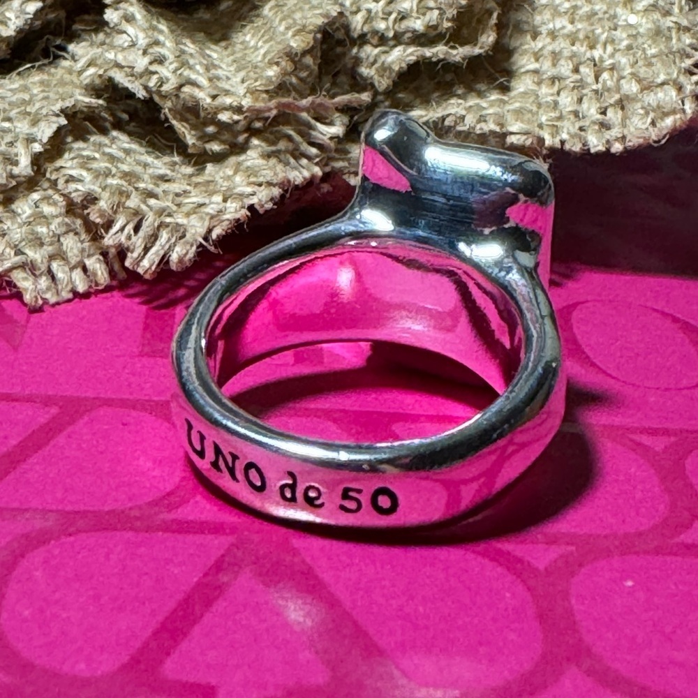 Silver plated ring with rectangular shape and blue crystal in the middle - Picture 4 of 5